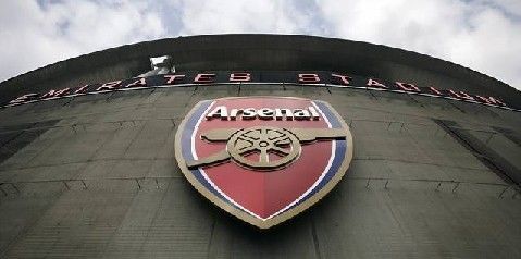 穆帅：我坚信我们还没出局；今天裁判很有风格但水平不高（穆帅：我们尚未出局；今夜裁判有风格但水准一般）