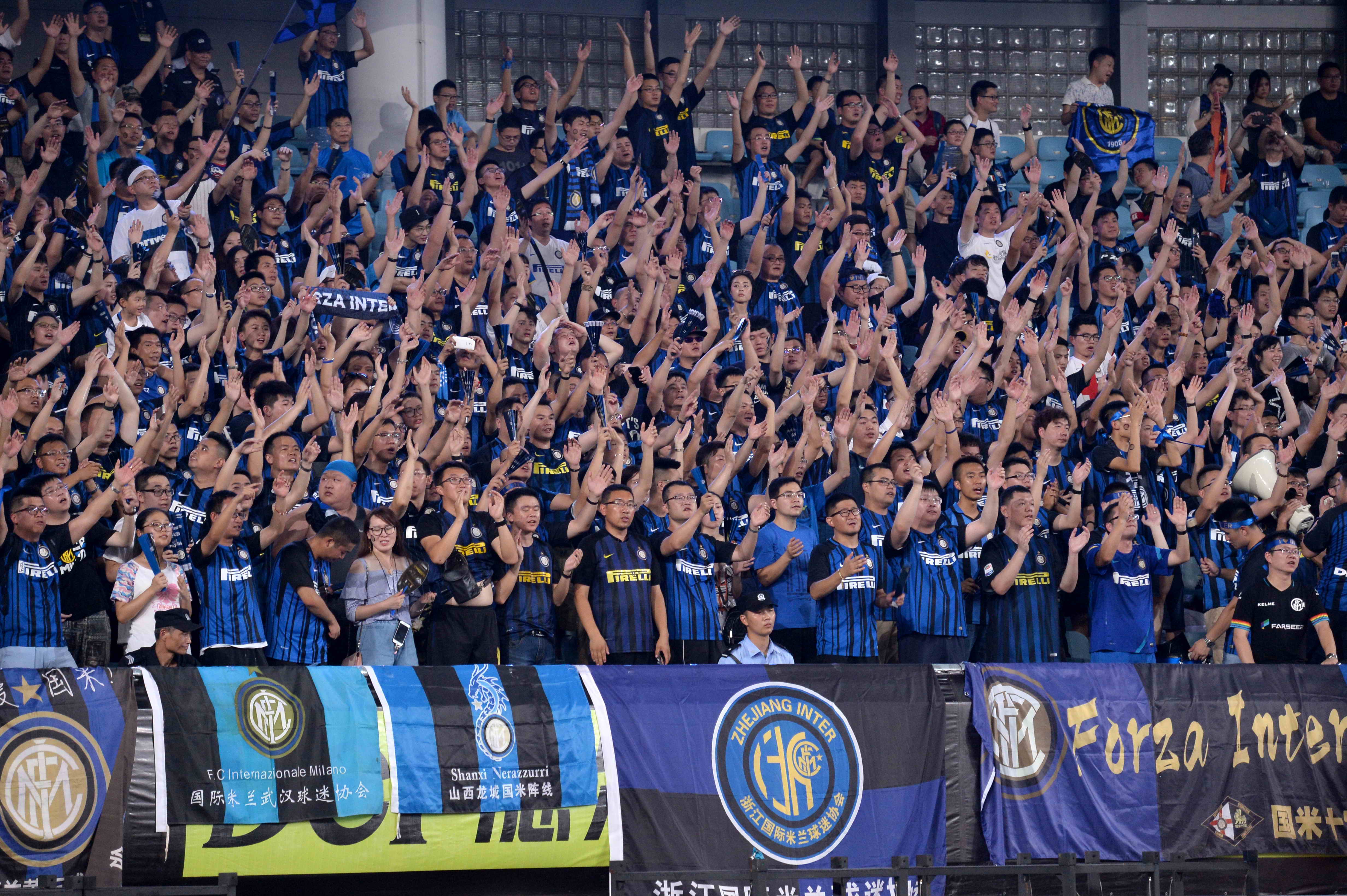 久尔杰维奇：明年国青队要参加国际比赛，跟一些世界强队交手（久尔杰维奇：国青明年将出战国际赛，与多支世界劲旅过招）