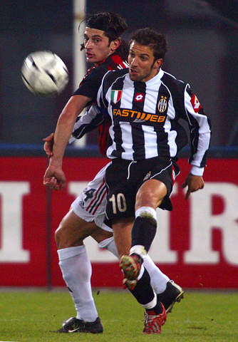 太阳报：伊萨克持续收到死亡威胁，豪掷3万镑购买护卫犬（太阳报：伊萨克屡遭死亡威胁，斥资3万英镑购入护卫犬）