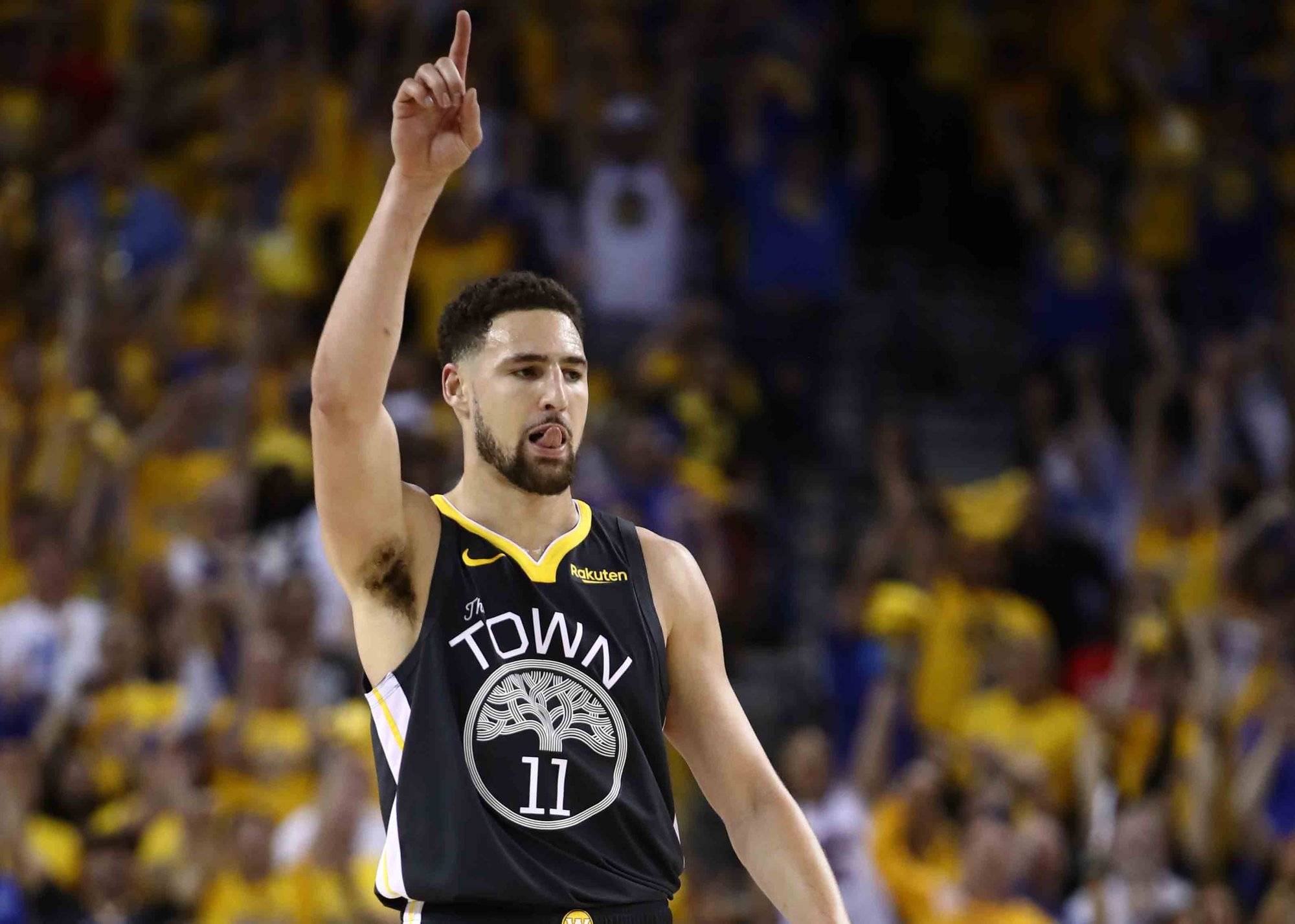 阿德莱德联vs墨尔本城首发：古德温无缘名单，纳布特先发（阿德莱德联战墨尔本城首发出炉：古德温缺席，纳布特首发登场）