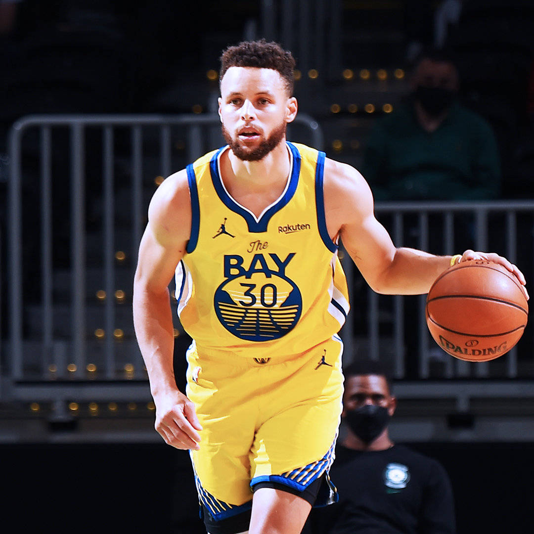 库尔图瓦谈维尼修斯挑衅行为：我们不是机器，我们是人（库尔图瓦回应维尼修斯被指挑衅：我们是人，不是机器）