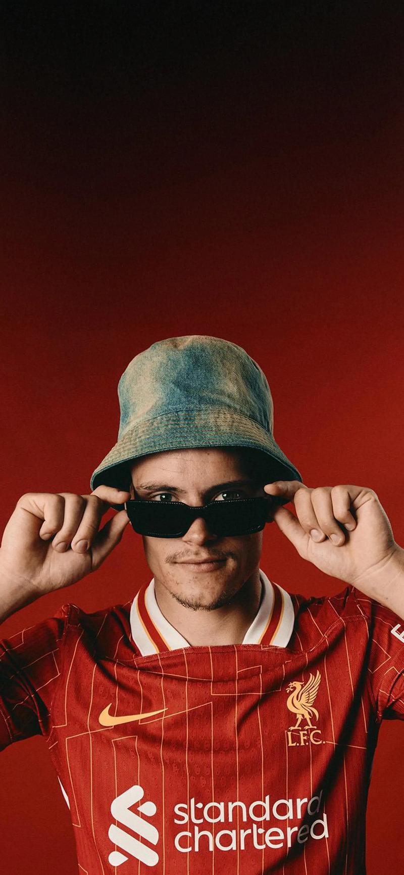 官方：中国香港代表队归化26岁原以色列籍中场巴拉克（中国香港队官宣归化26岁前以色列籍中场巴拉克）